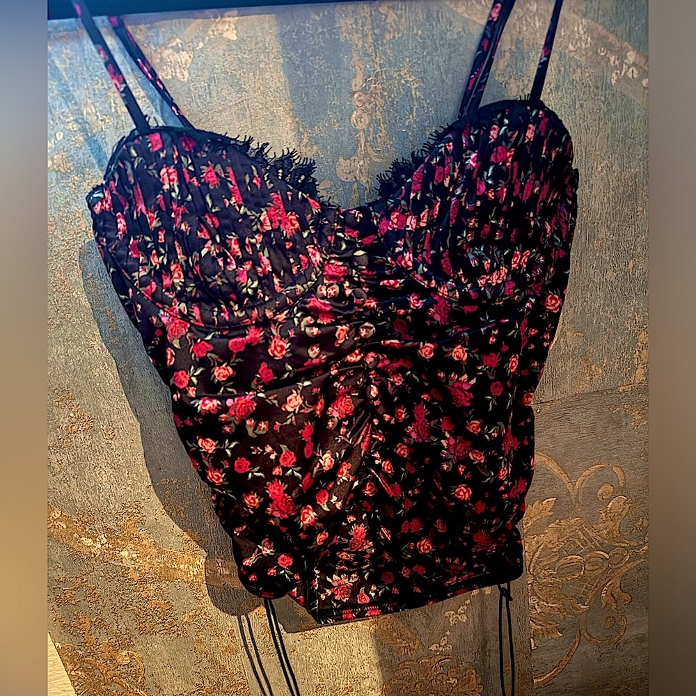 For love and lemons floral bustier top